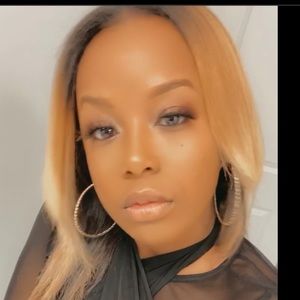 Meet your Posher, Yolanda